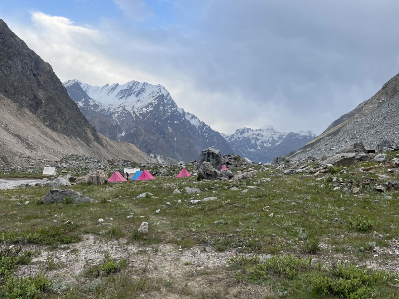 Khatling zero point camp site