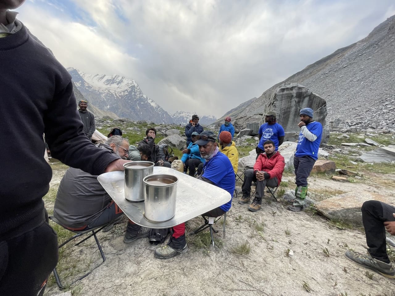 Tea break at Khatling zero point camp site