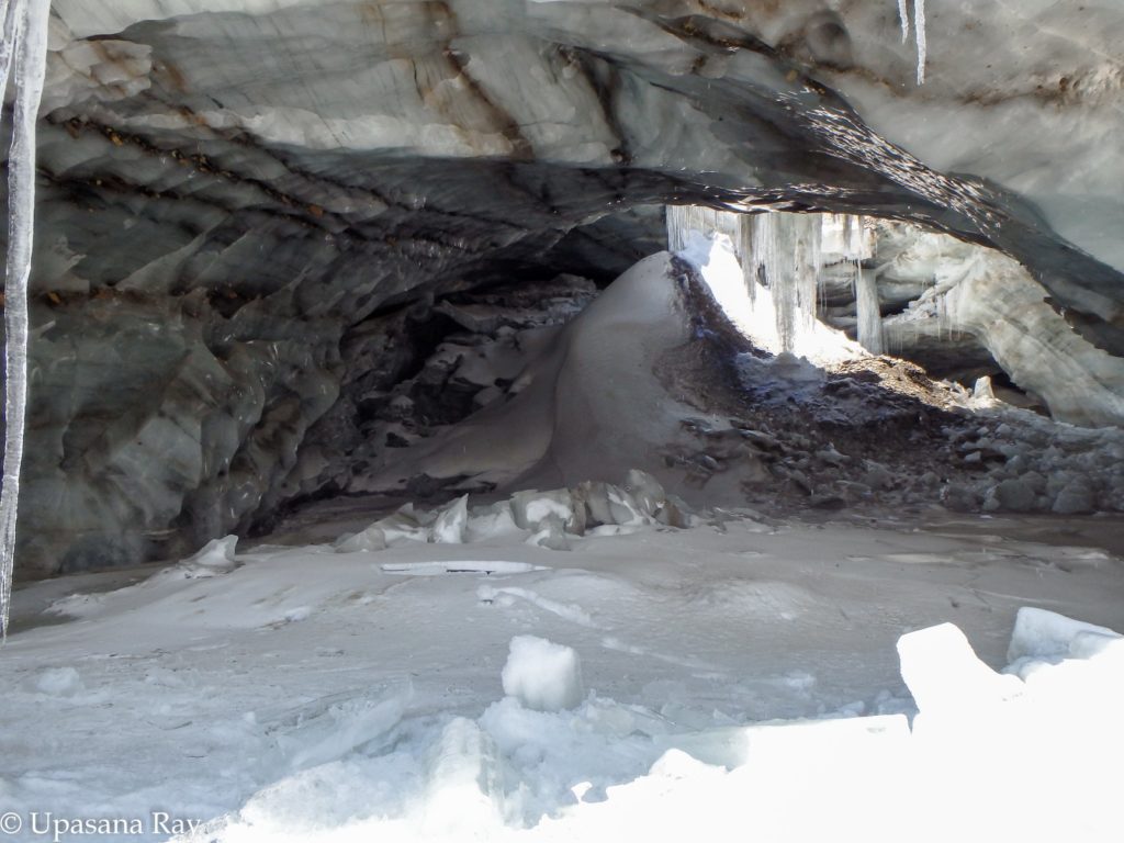 Baspa glacier ice cave [Lamkhaga pass trek 2018]