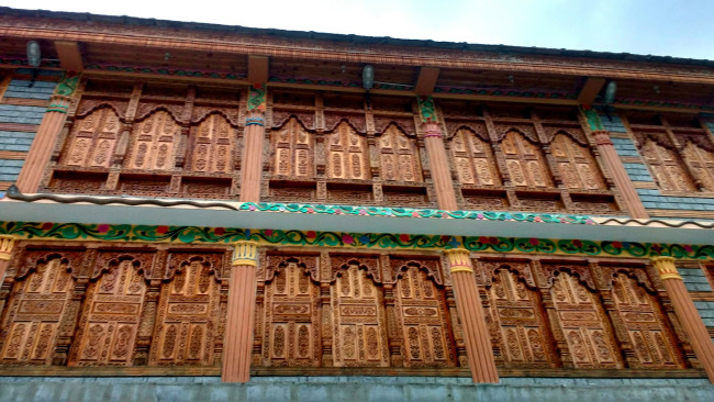 Some mind-blowing wooden work in Bairing Nag temple
